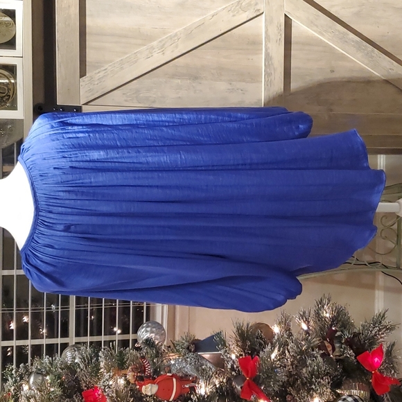 Royal Purple silky blouse - Picture 4 of 6